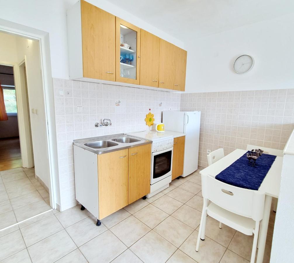 Stanko Sea View Apartment Metajna Bagian luar foto